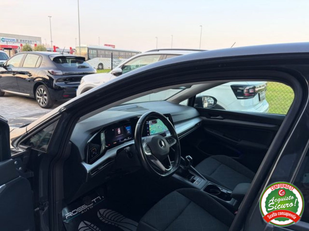 Volkswagen Golf 1.0 TSI EVO Life (12)