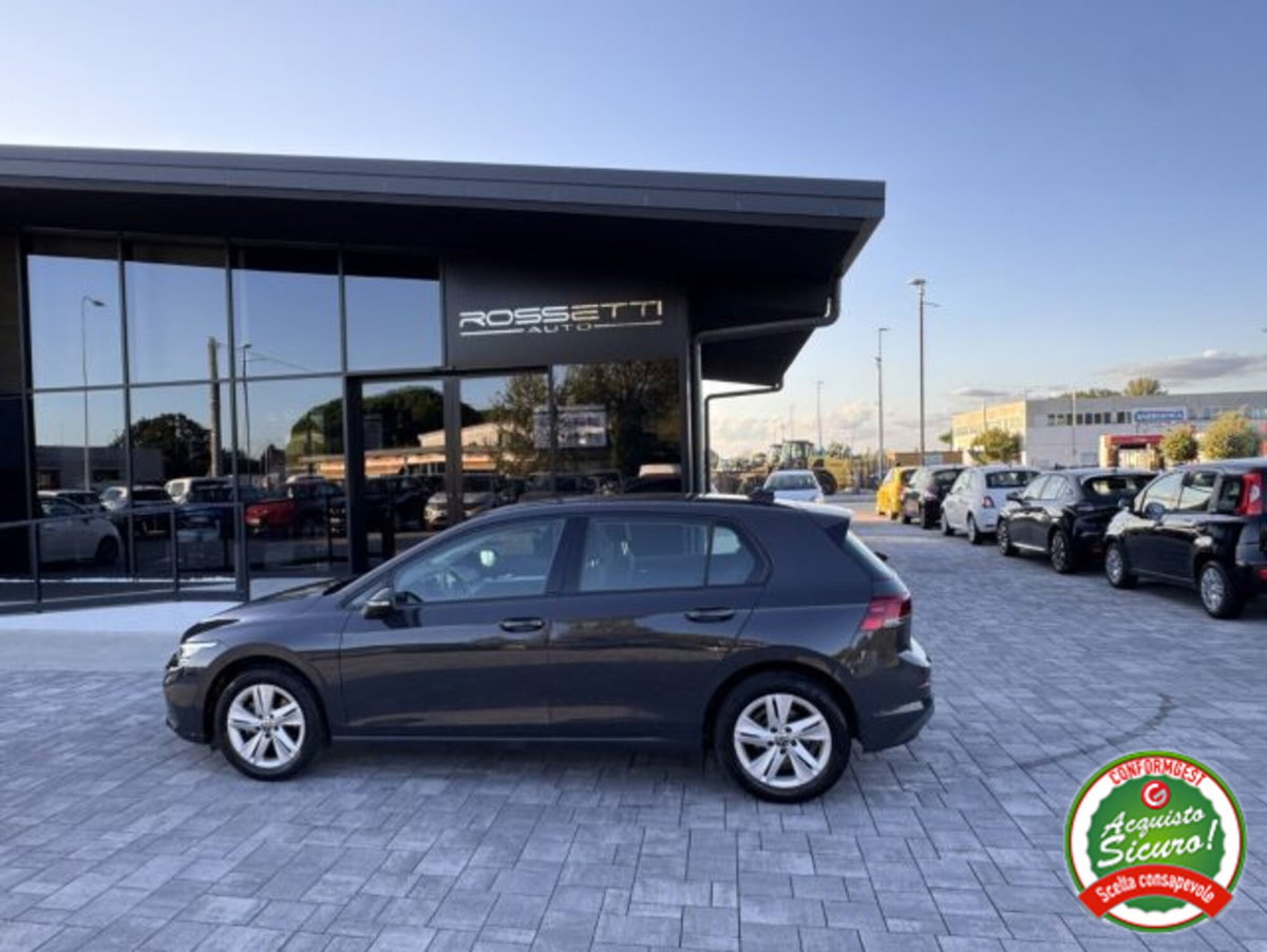 Volkswagen Golf 1.0 TSI EVO Life (4)