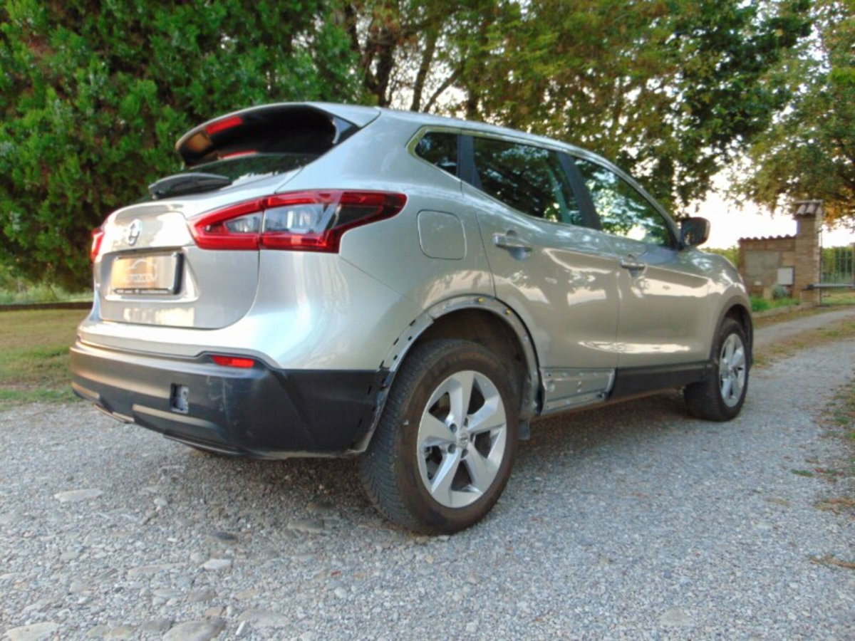 Nissan Qashqai 1.5 dCi Acenta (12)
