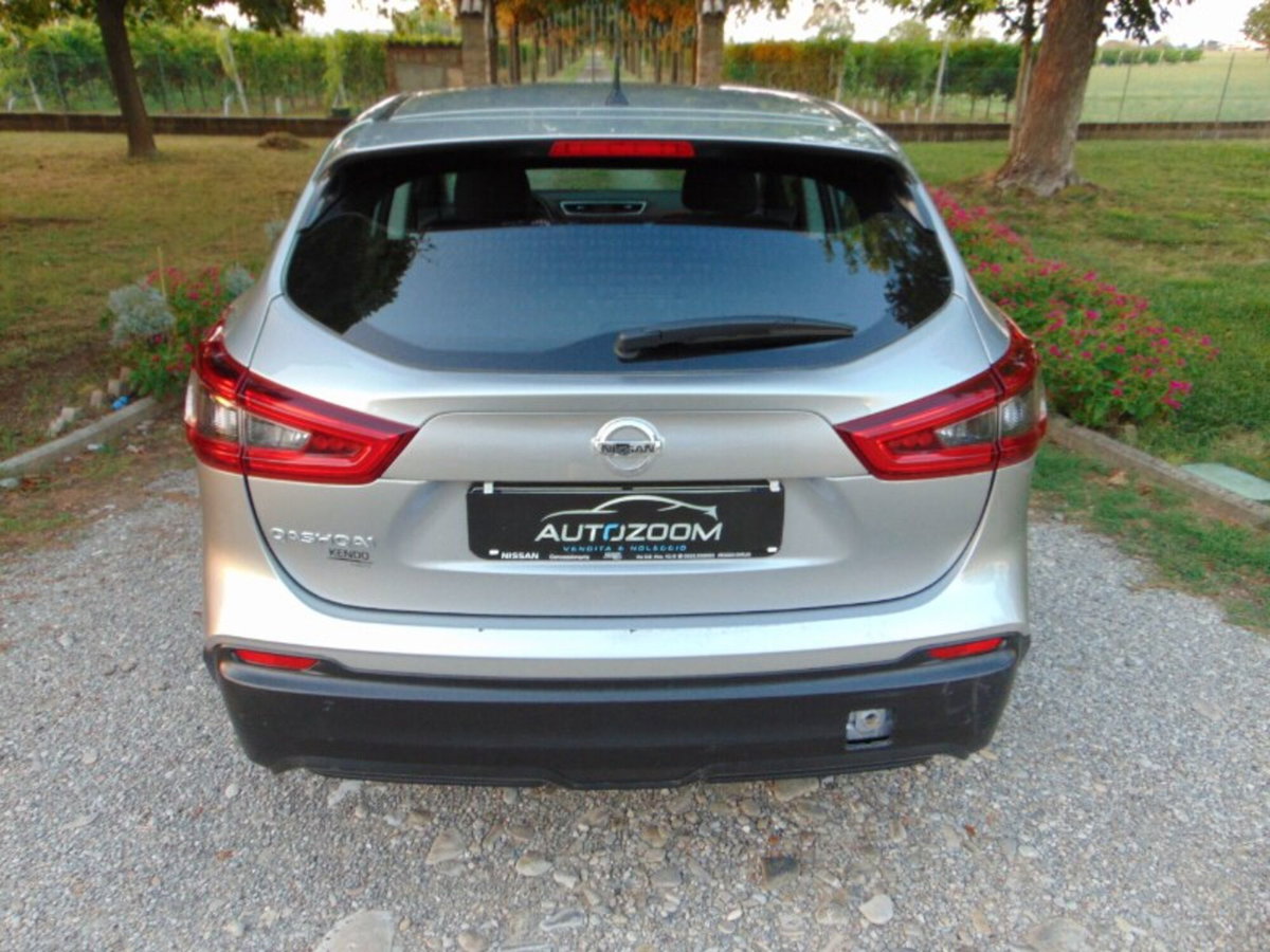Nissan Qashqai 1.5 dCi Acenta (8)