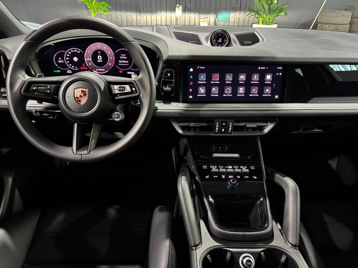Porsche Cayenne Coupé 3.0 tiptronic (10)