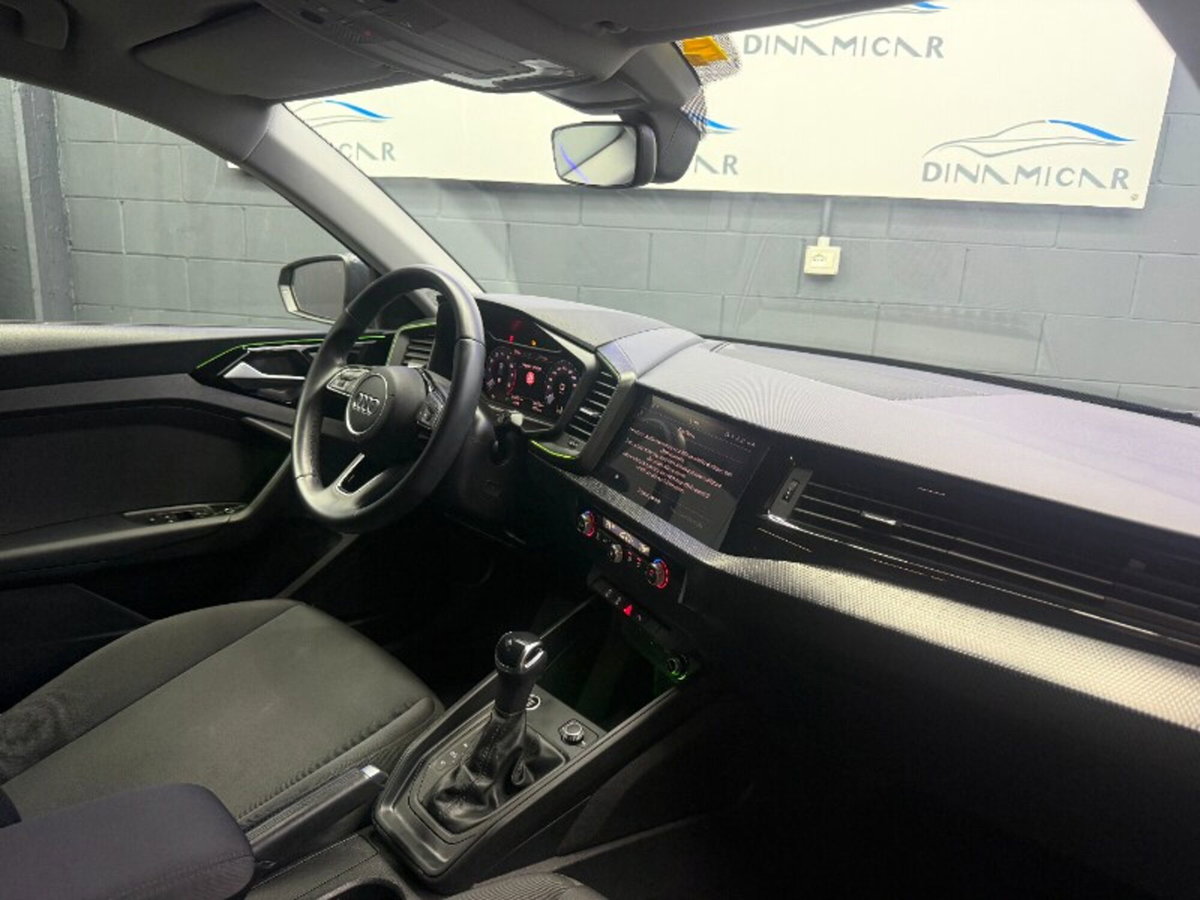 Audi A1 allstreet allstreet 30 TFSI S tronic Identity Contrast (9)
