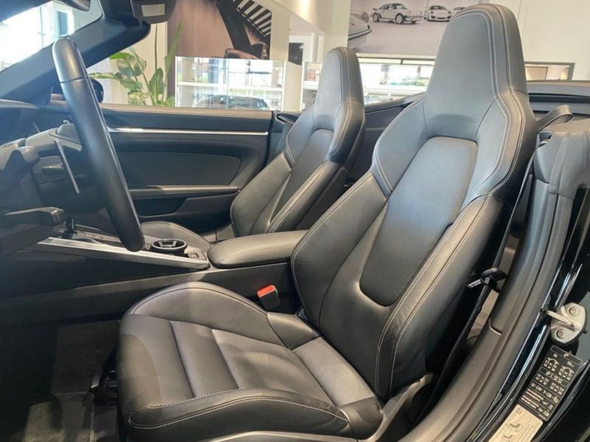 Porsche 911 Cabrio Carrera 4S (9)