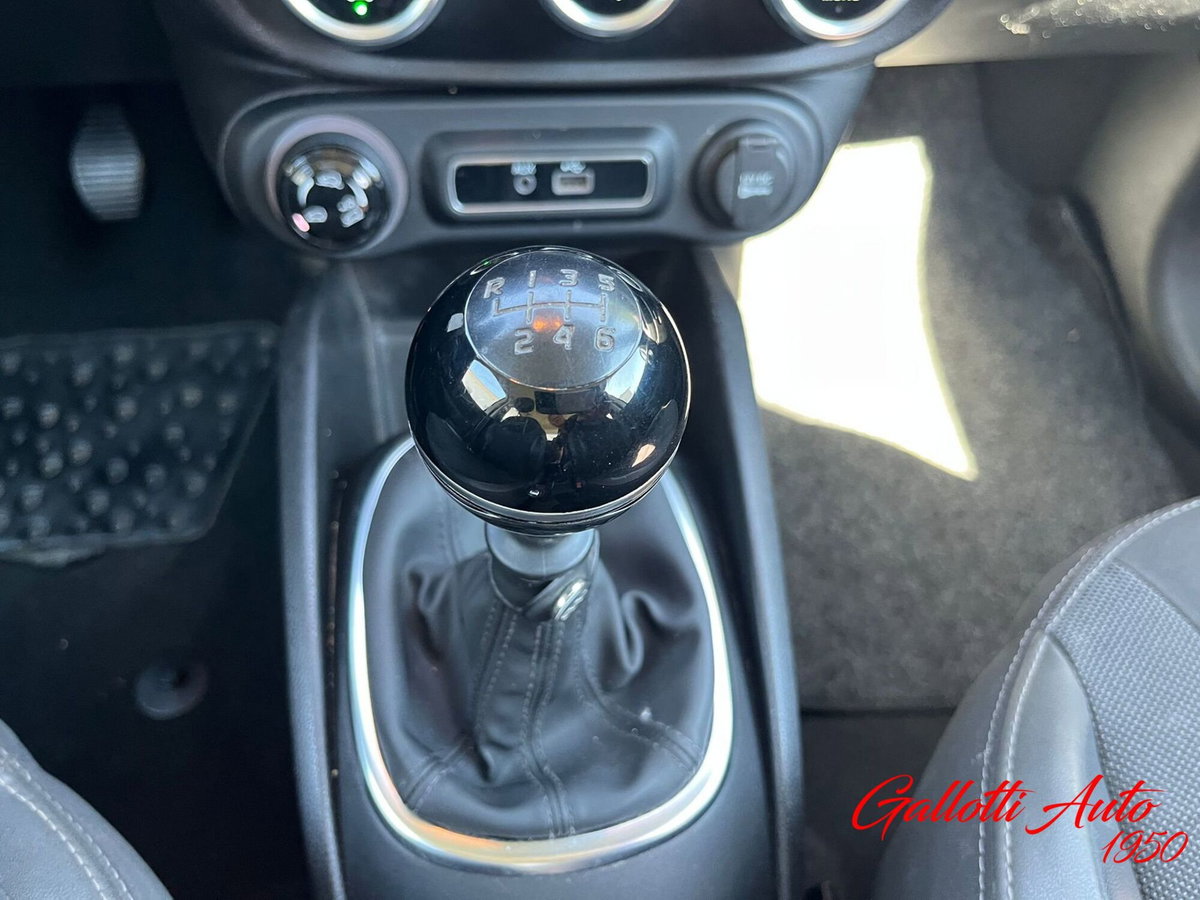 Fiat 500L 1.4 T-Jet 120 CV GPL Lounge (13)