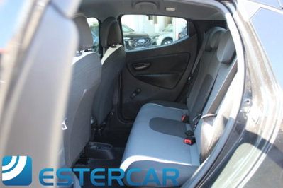 Lancia Ypsilon 1.2 69 CV 5 porte Elefantino (14)