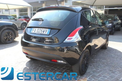 Lancia Ypsilon 1.2 69 CV 5 porte Elefantino (19)