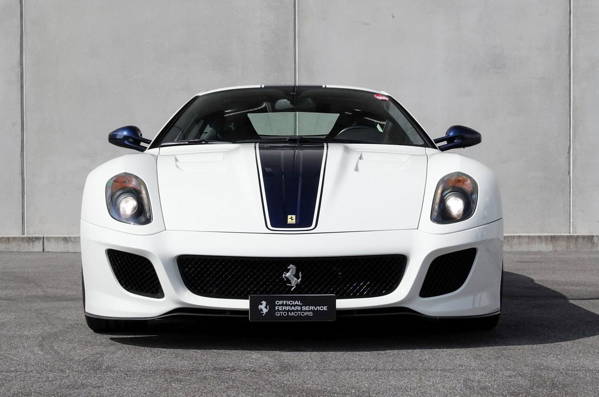 Ferrari 599 Coupé 599 GTB Fiorano (2)