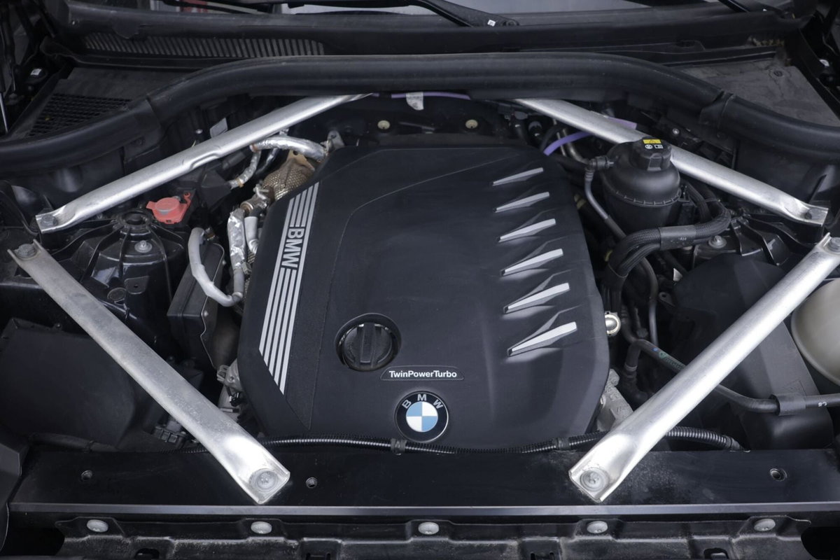 BMW X5 xDrive35d (20)