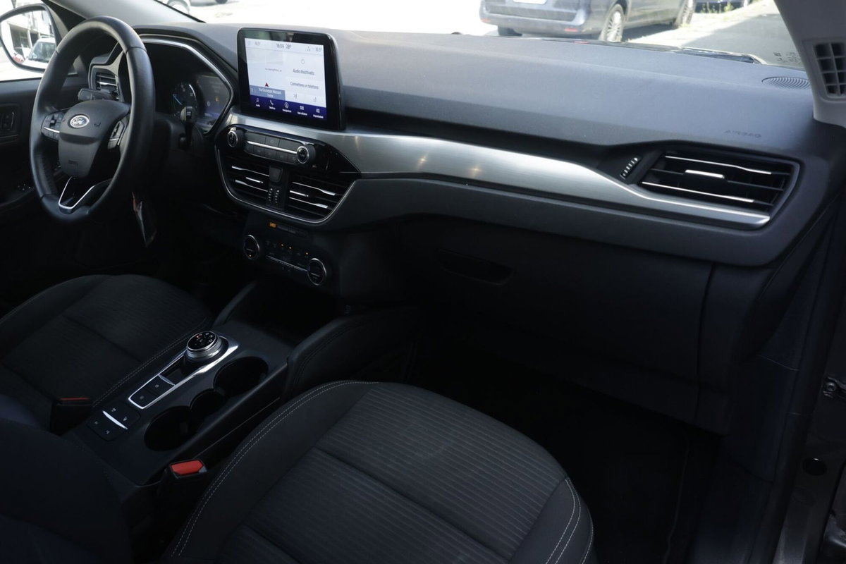 Ford Kuga 2.5 Plug In Hybrid 225 CV CVT 2WD Vignale (10)