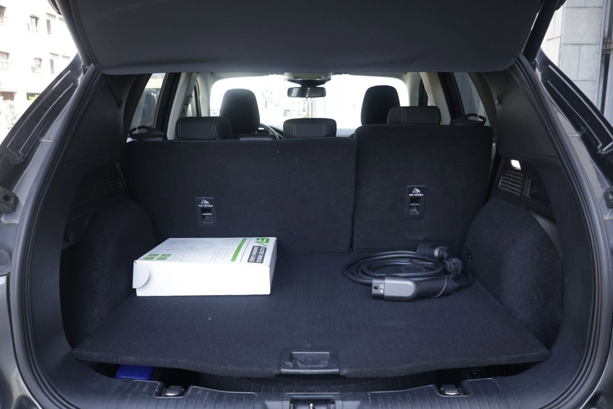 Ford Kuga 2.5 Plug In Hybrid 225 CV CVT 2WD Vignale (19)