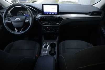 Ford Kuga 2.5 Plug In Hybrid 225 CV CVT 2WD Vignale (2)
