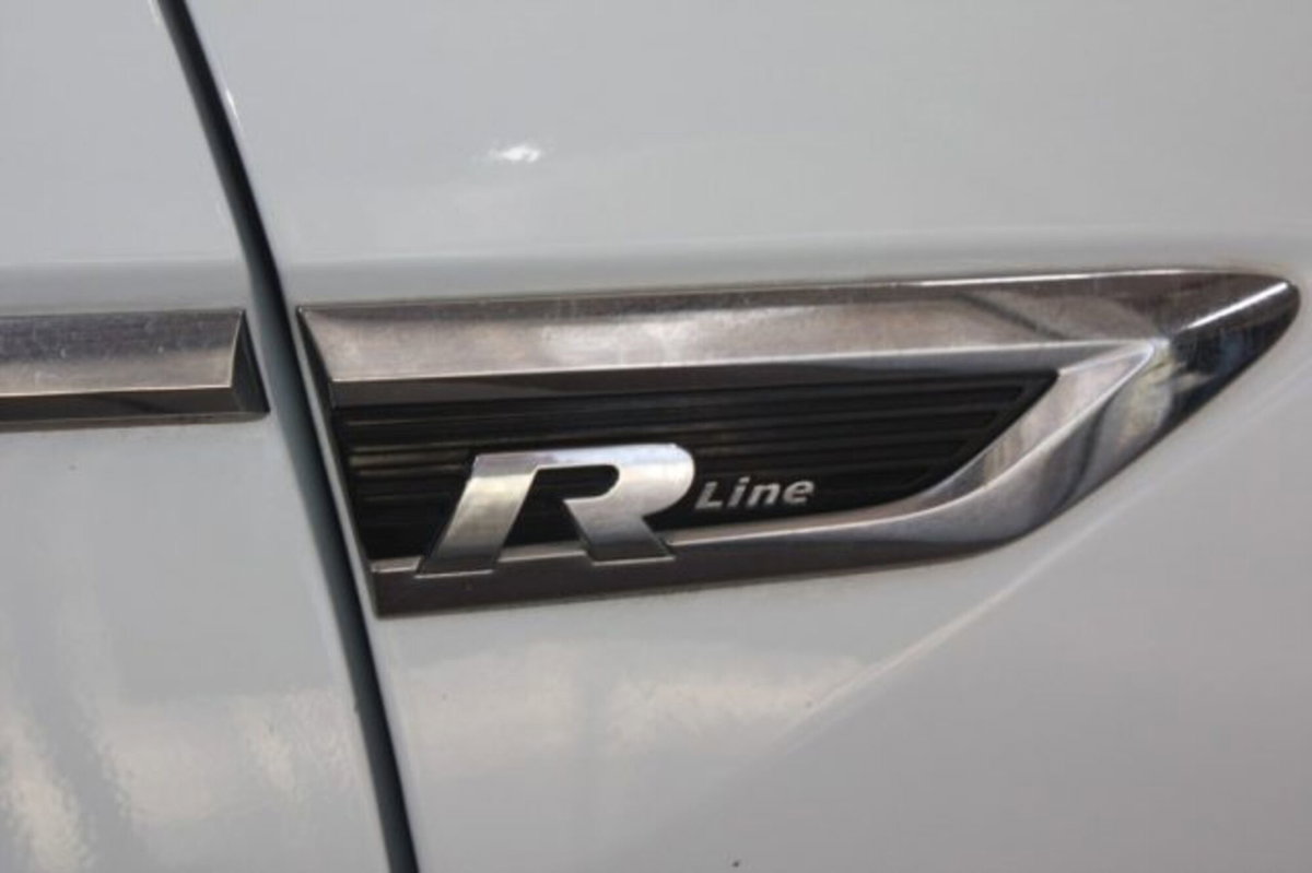 Volkswagen Tiguan 1.6 TDI SCR Sport BlueMotion Technology (10)