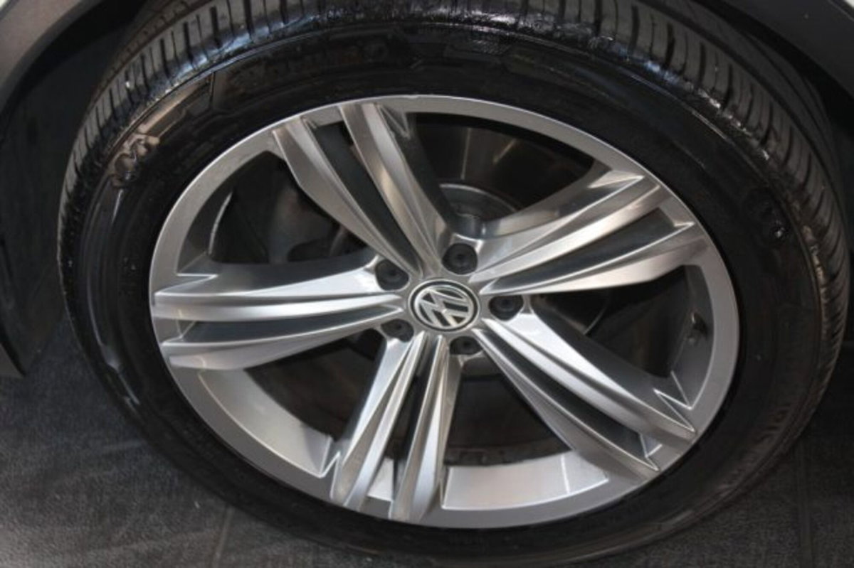 Volkswagen Tiguan 1.6 TDI SCR Sport BlueMotion Technology (6)