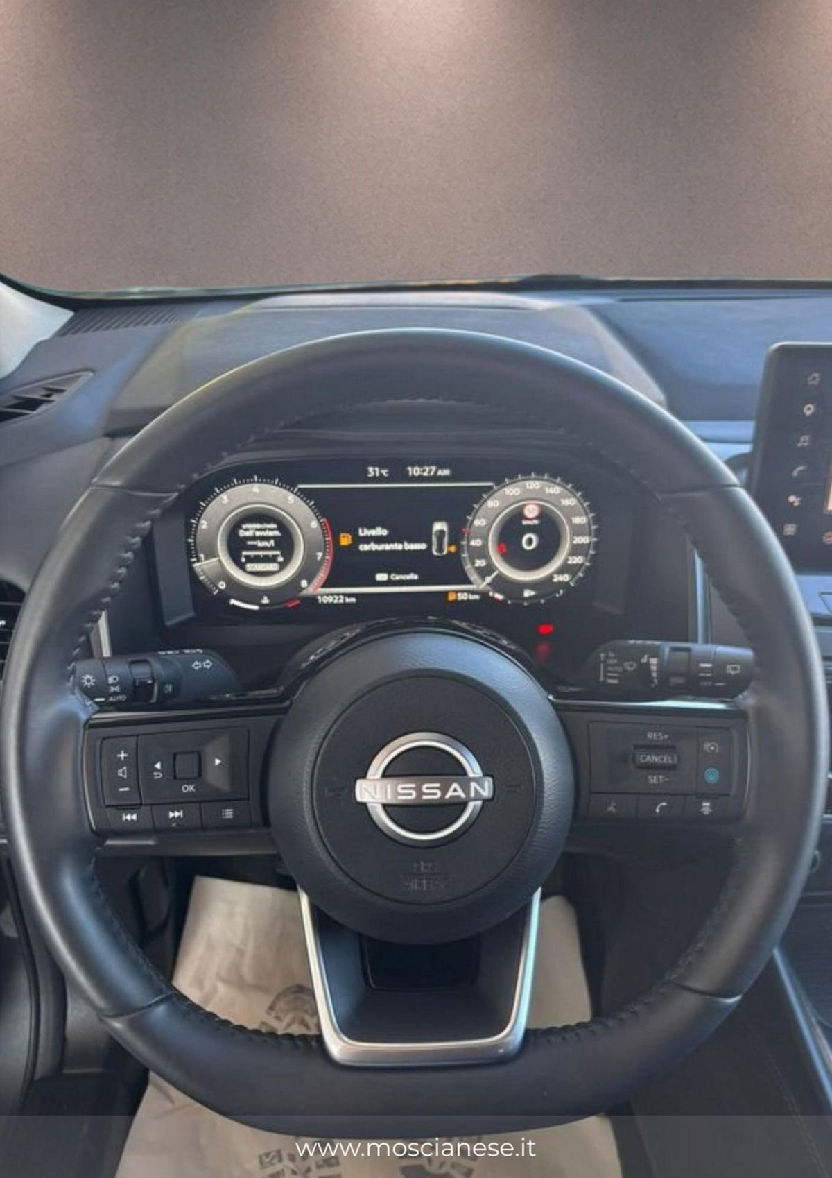 Nissan Qashqai 1.3 mhev N-Connecta 2wd 140cv (6)