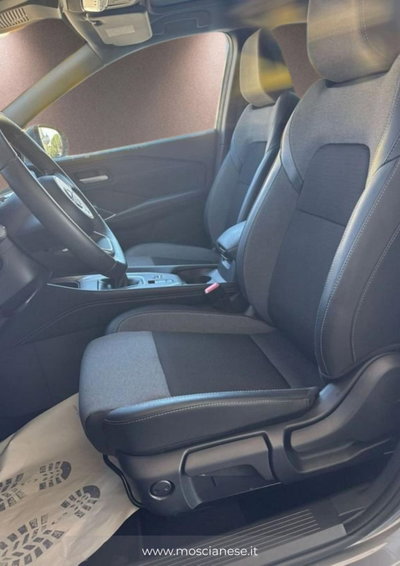 Nissan Qashqai 1.3 mhev N-Connecta 2wd 140cv (8)