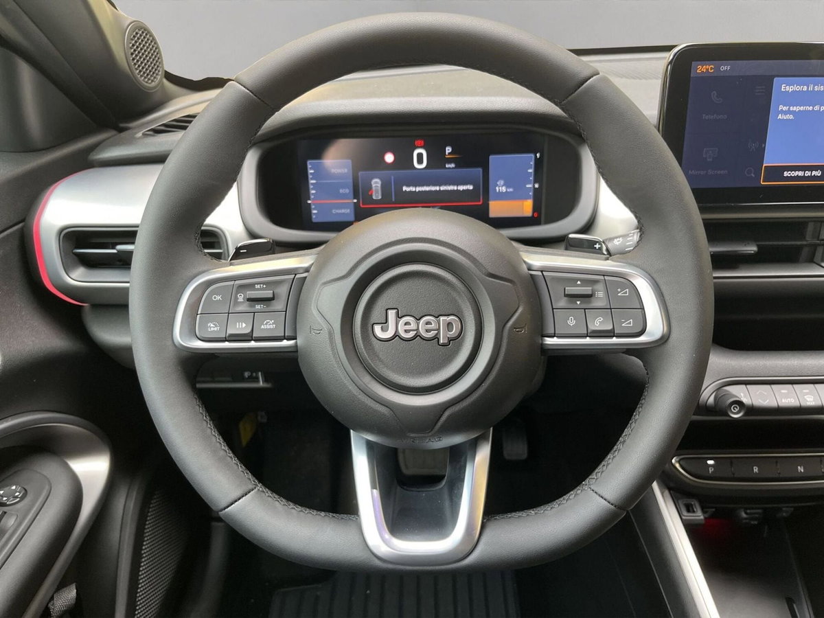 Jeep Avenger 1.2 turbo e-hybrid mhev Summit fwd 110cv edct6 (13)