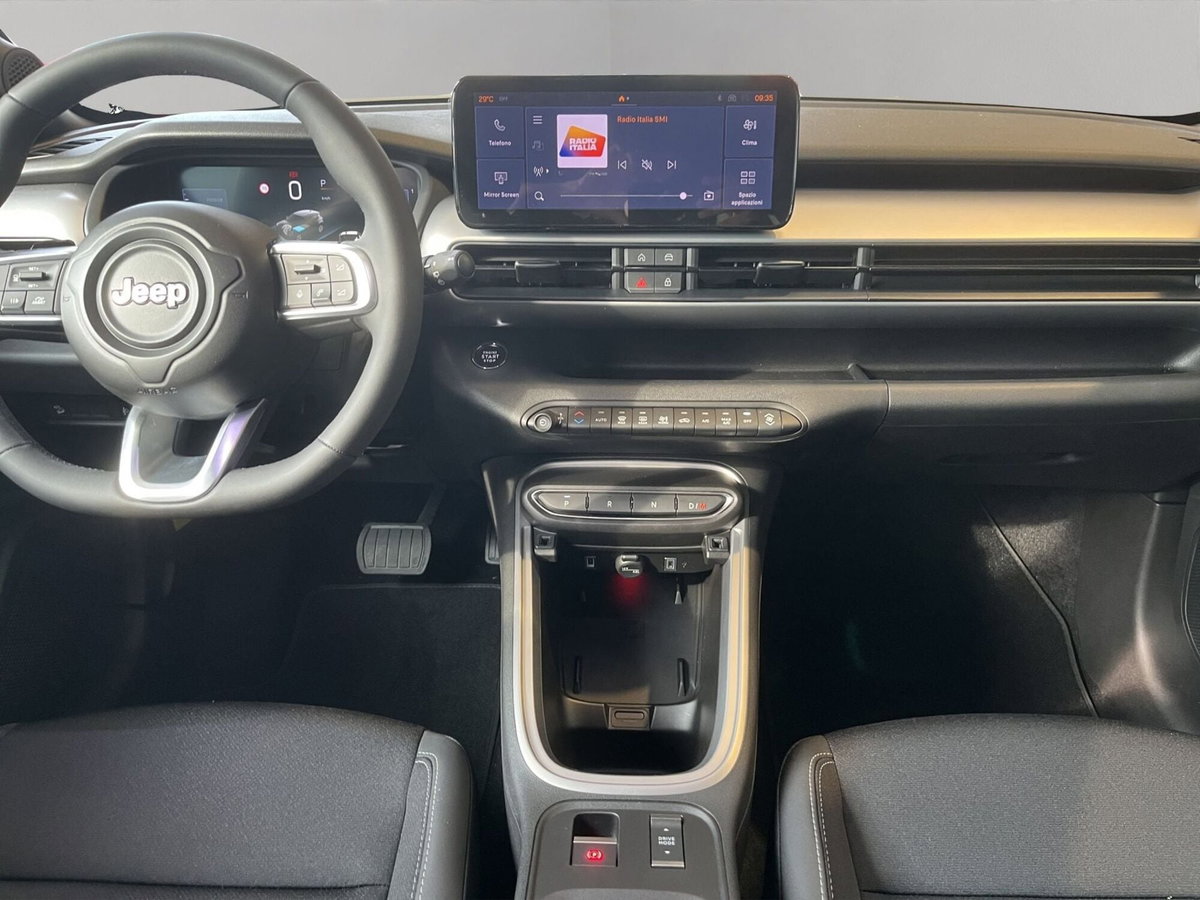 Jeep Avenger 1.2 turbo e-hybrid mhev Summit fwd 110cv edct6 (14)