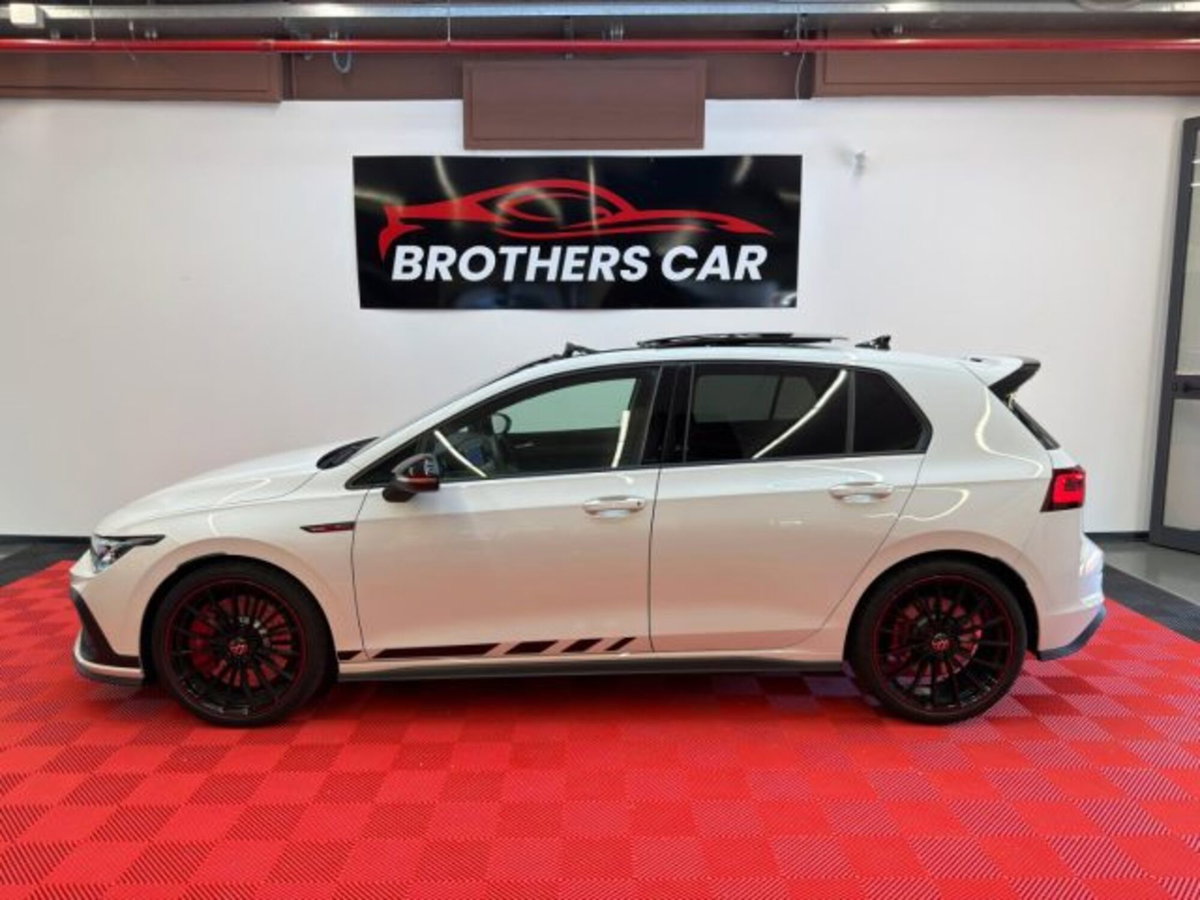 Volkswagen Golf 2.0 TSI GTI DSG Clubsport 45 (4)