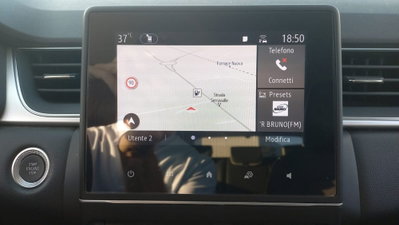 Renault Captur TCe 100 CV GPL Techno (12)
