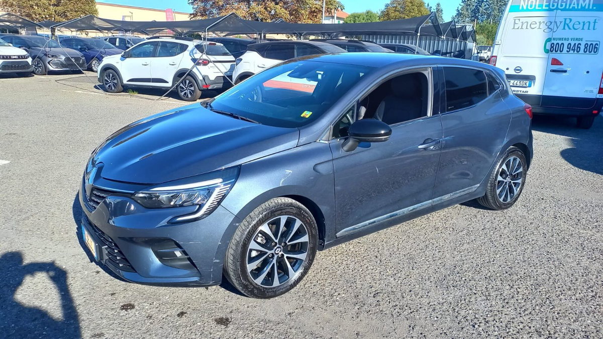 Renault Clio Full Hybrid E-Tech 140 CV 5 porte E-Tech (2)