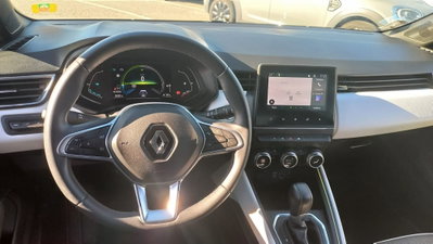 Renault Clio Full Hybrid E-Tech 140 CV 5 porte E-Tech (8)