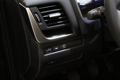 Nissan Qashqai 1.3 mhev N-Connecta 2wd 140cv (14)