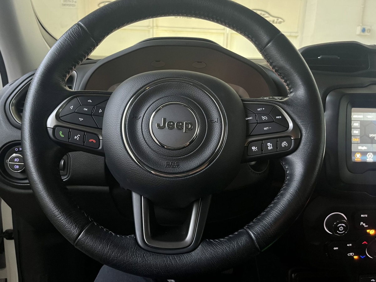 Jeep Renegade 1.6 Mjt DDCT 120 CV Business (10)
