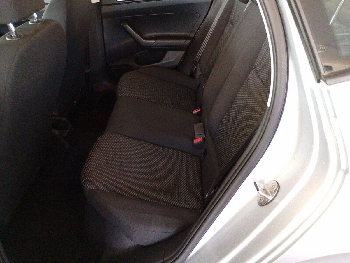 Volkswagen Polo 1.0 EVO (19)