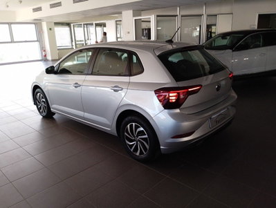 Volkswagen Polo 1.0 EVO (4)