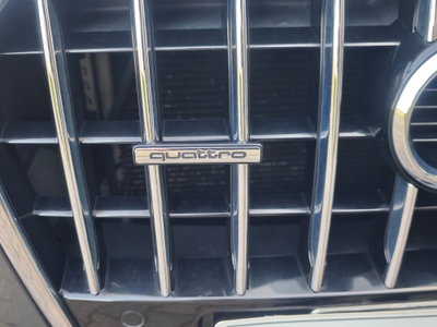 Audi Q3 2.0 TDI quattro (9)