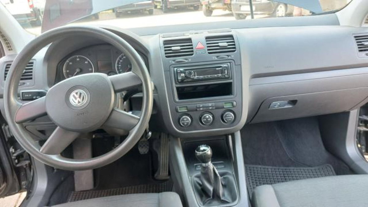Volkswagen Golf 1.9 TDI 5p. Trendline (13)
