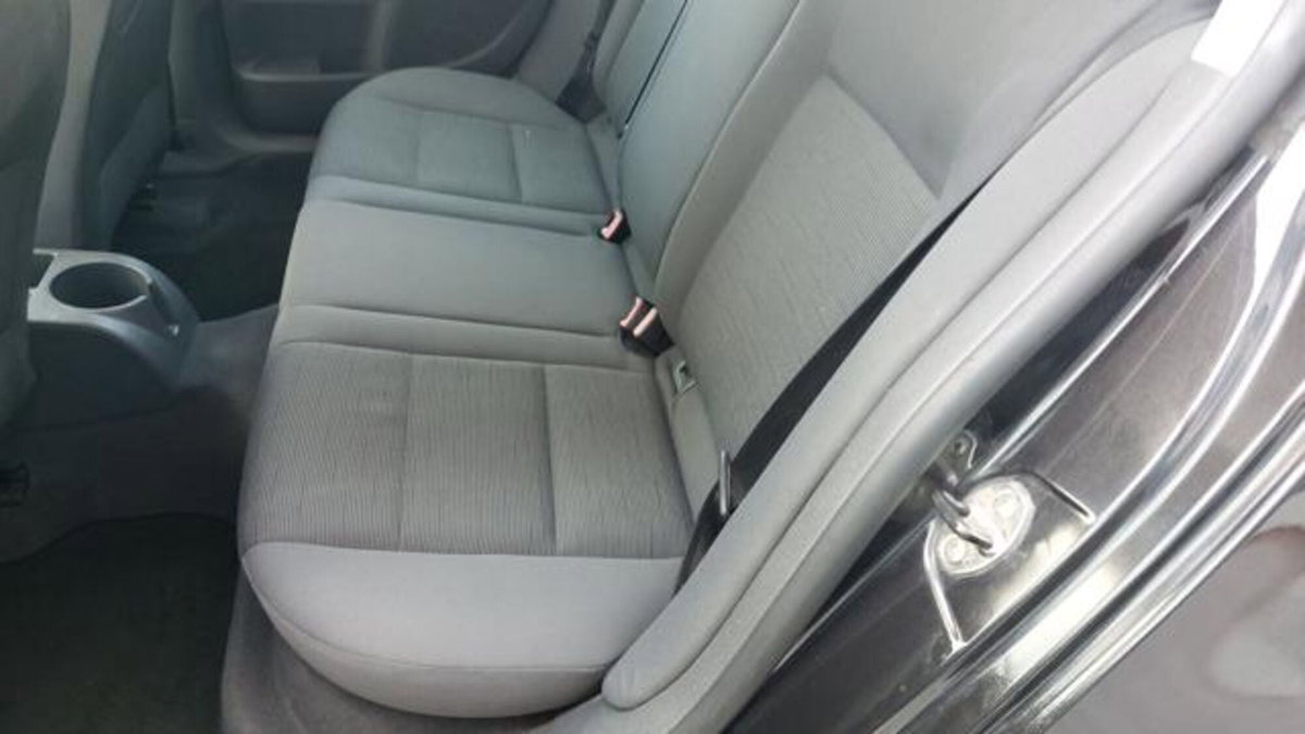 Volkswagen Golf 1.9 TDI 5p. Trendline (8)