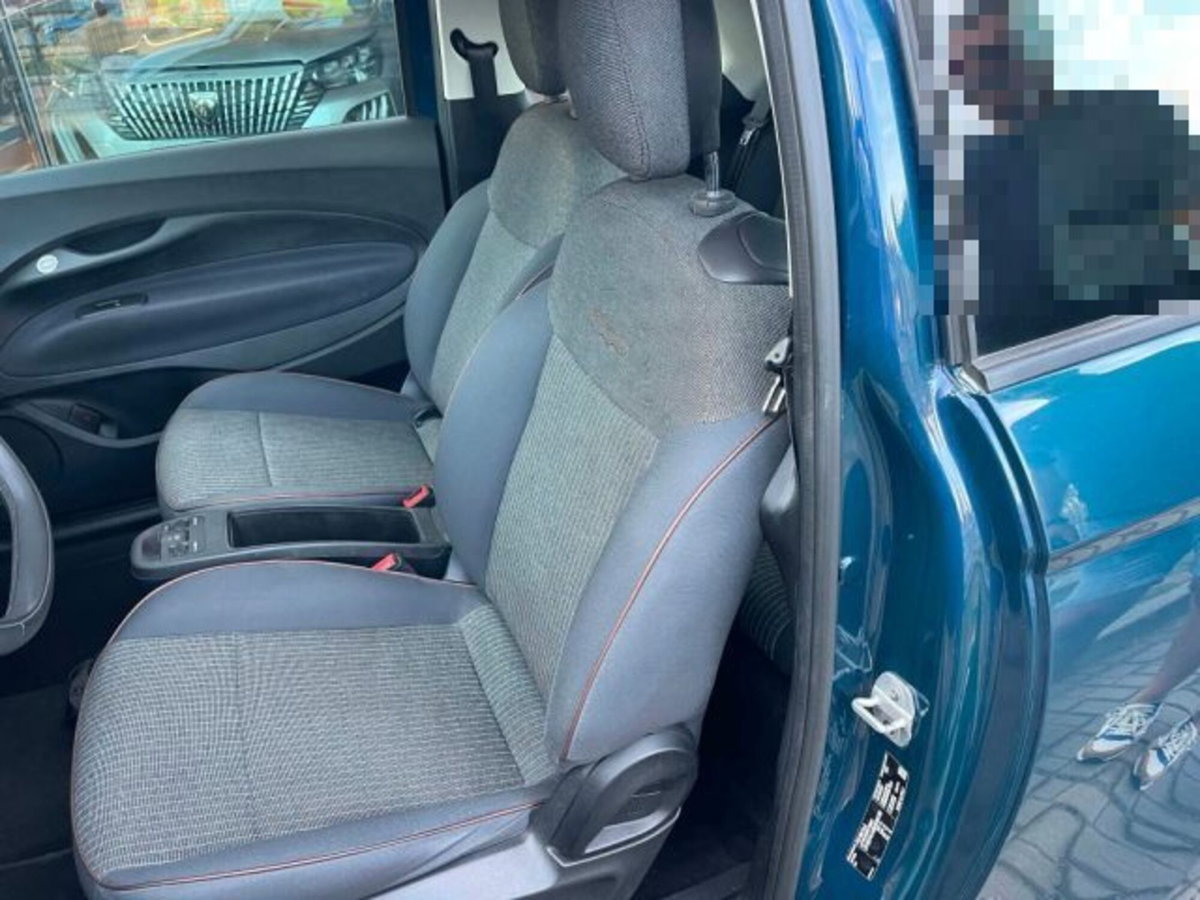 Fiat 500e Icon Berlina 42 kWh (8)