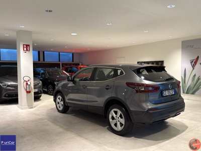 Nissan Qashqai 1.3 DIG-T 140 CV Business (6)