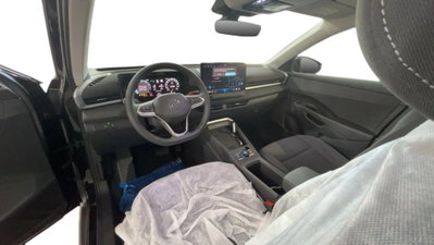 Volkswagen T-Roc 1.5 etsi Life 150cv dsg (8)