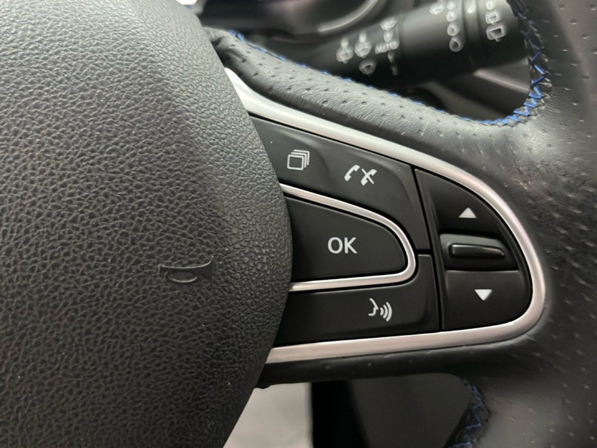 Renault Mégane SporTour 1.5 dCi 110CV EDC SporTour GT Line (19)