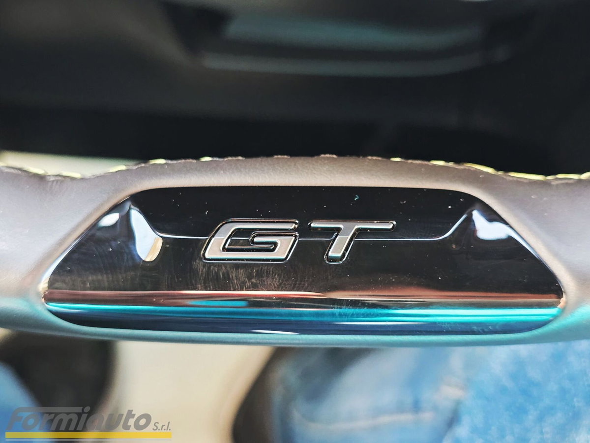 Peugeot 2008 motore elettrico 136 CV GT Pack (20)