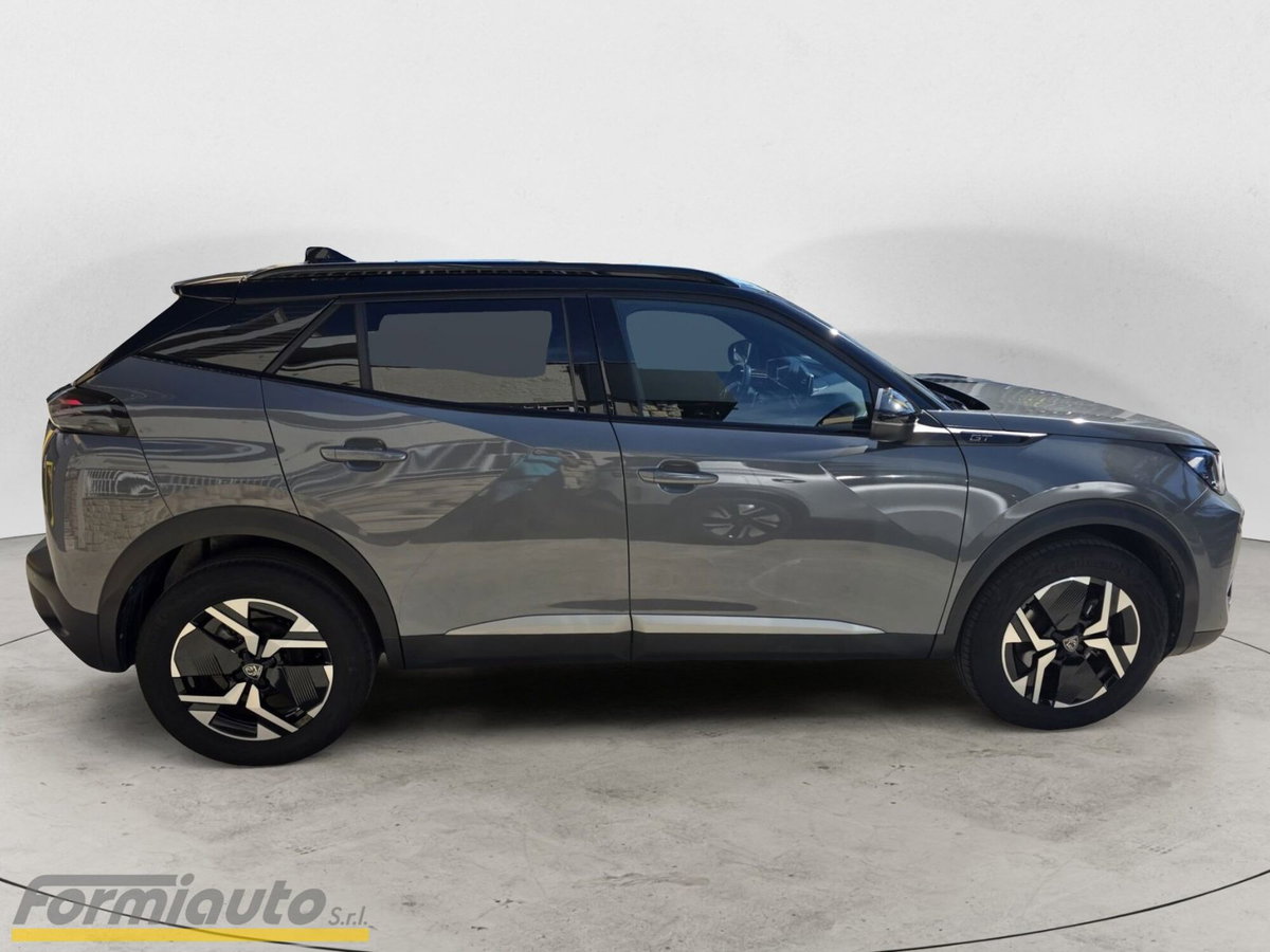 Peugeot 2008 motore elettrico 136 CV GT Pack (8)