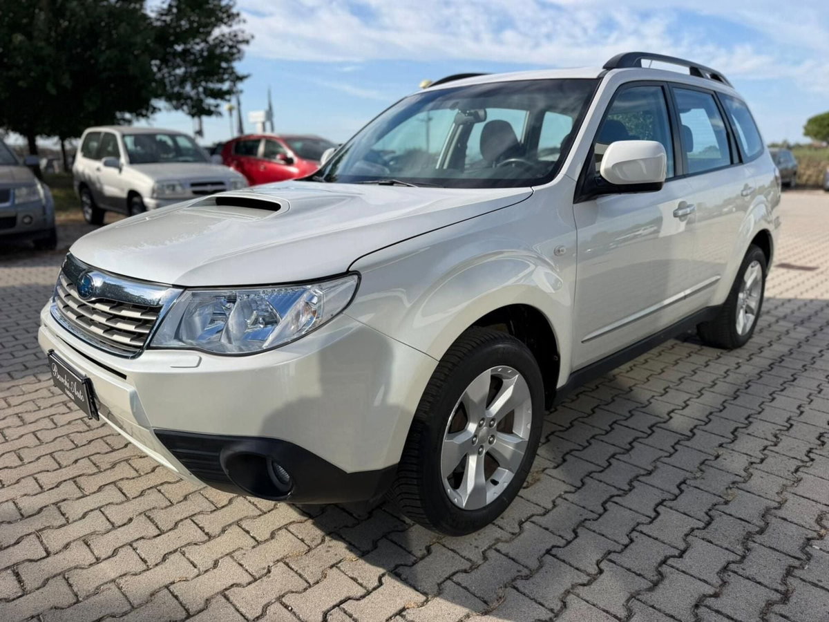 Subaru Forester 2.0D X BR (2)