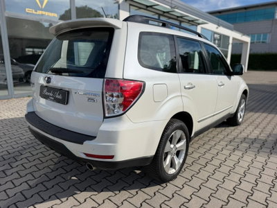 Subaru Forester 2.0D X BR (5)