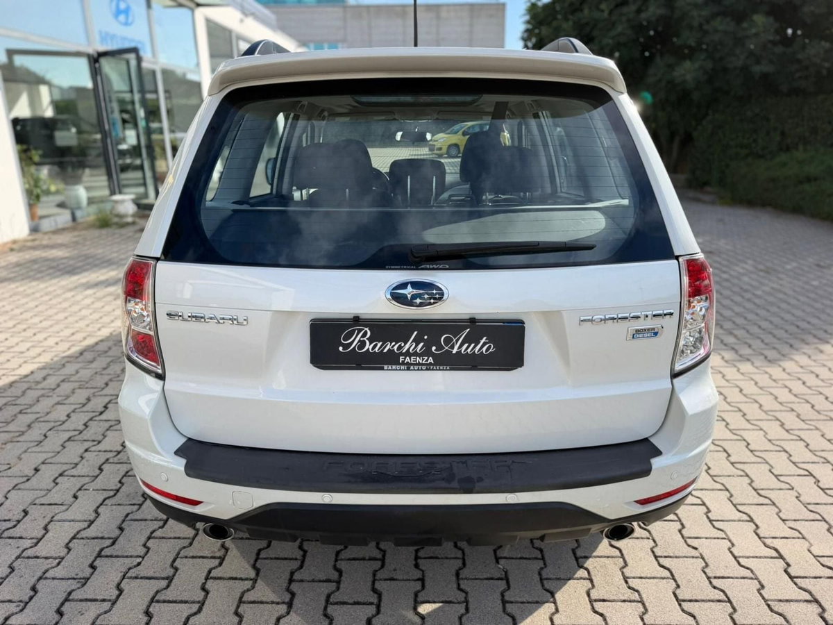 Subaru Forester 2.0D X BR (6)