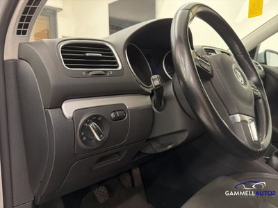 Volkswagen Golf 1.6 TDI DPF 3p. Comfortline (10)