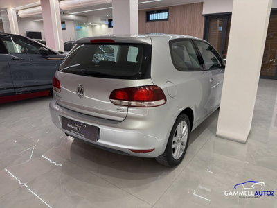 Volkswagen Golf 1.6 TDI DPF 3p. Comfortline (17)