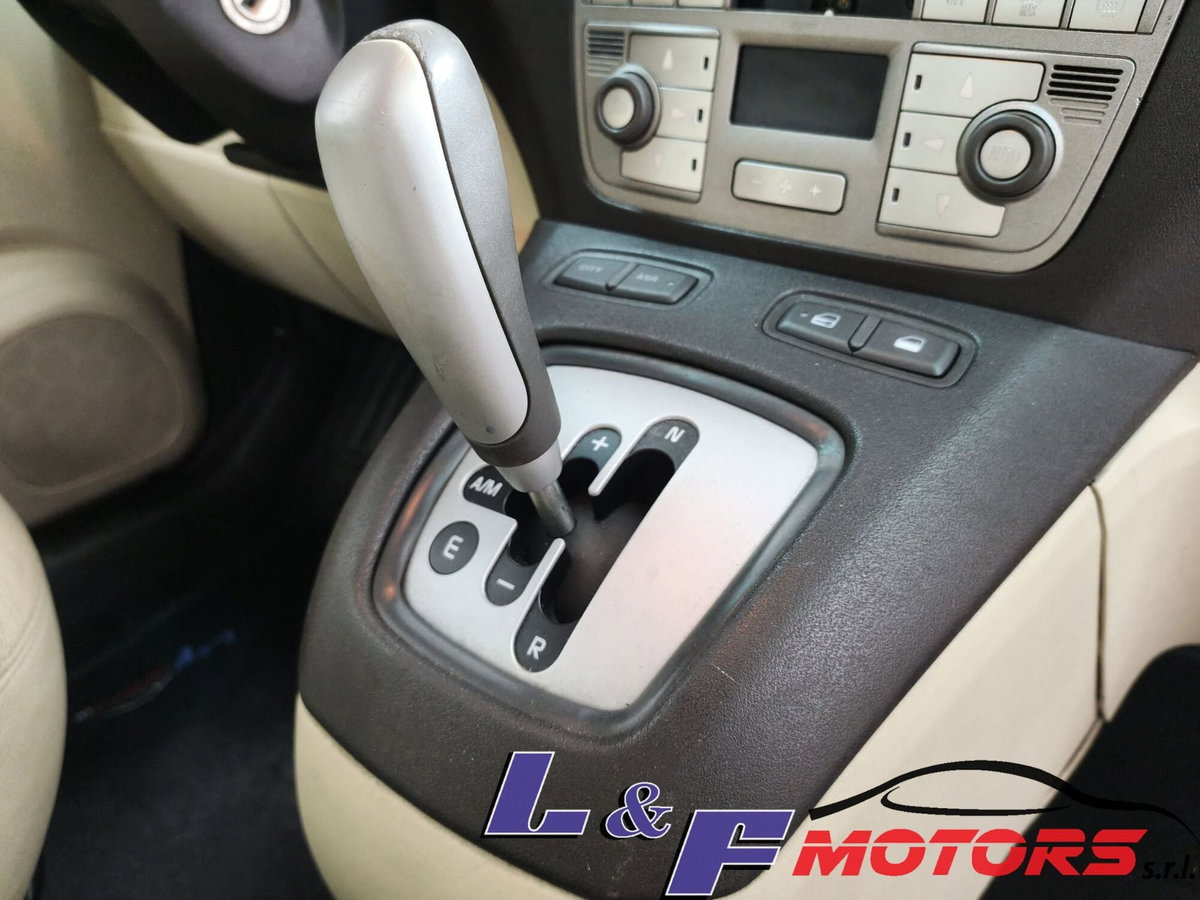 Lancia Musa 1.4 16V Platino (10)