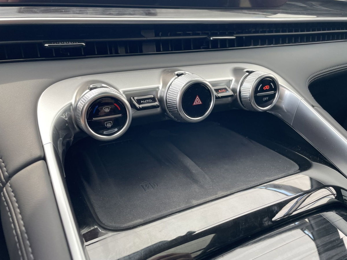 Omoda Omoda 9 SHS-P 1.5 tgdi phev Premium i-awd dht (14)