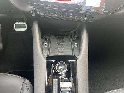 Alfa Romeo Junior 1.2 ibrida Speciale 145cv edct6 (13)