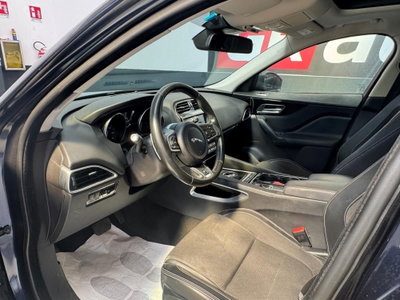 Jaguar F-Pace 2.0 D 180 CV AWD Portfolio (13)