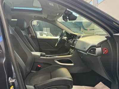Jaguar F-Pace 2.0 D 180 CV AWD Portfolio (5)