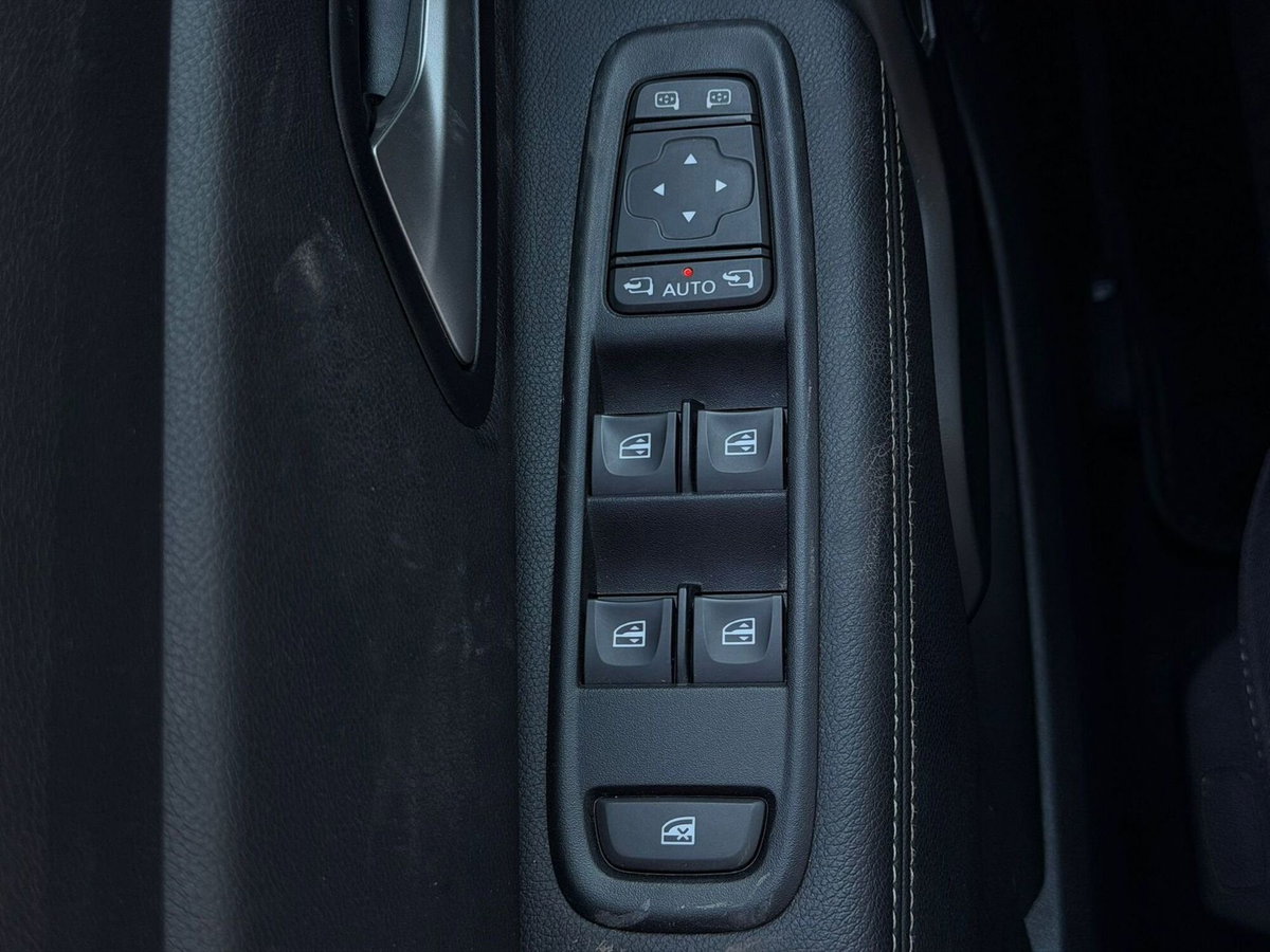 Dacia Duster 1.0 TCe GPL 4x2 Journey (16)