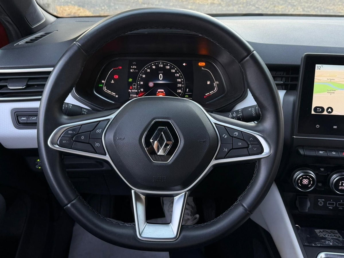 Renault Clio 1.0 tce Techno Gpl 100cv (14)